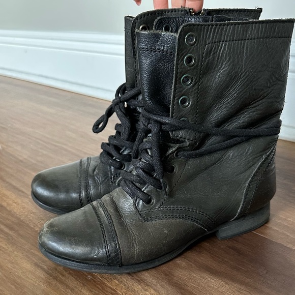 Combats boots - Picture 2 of 6